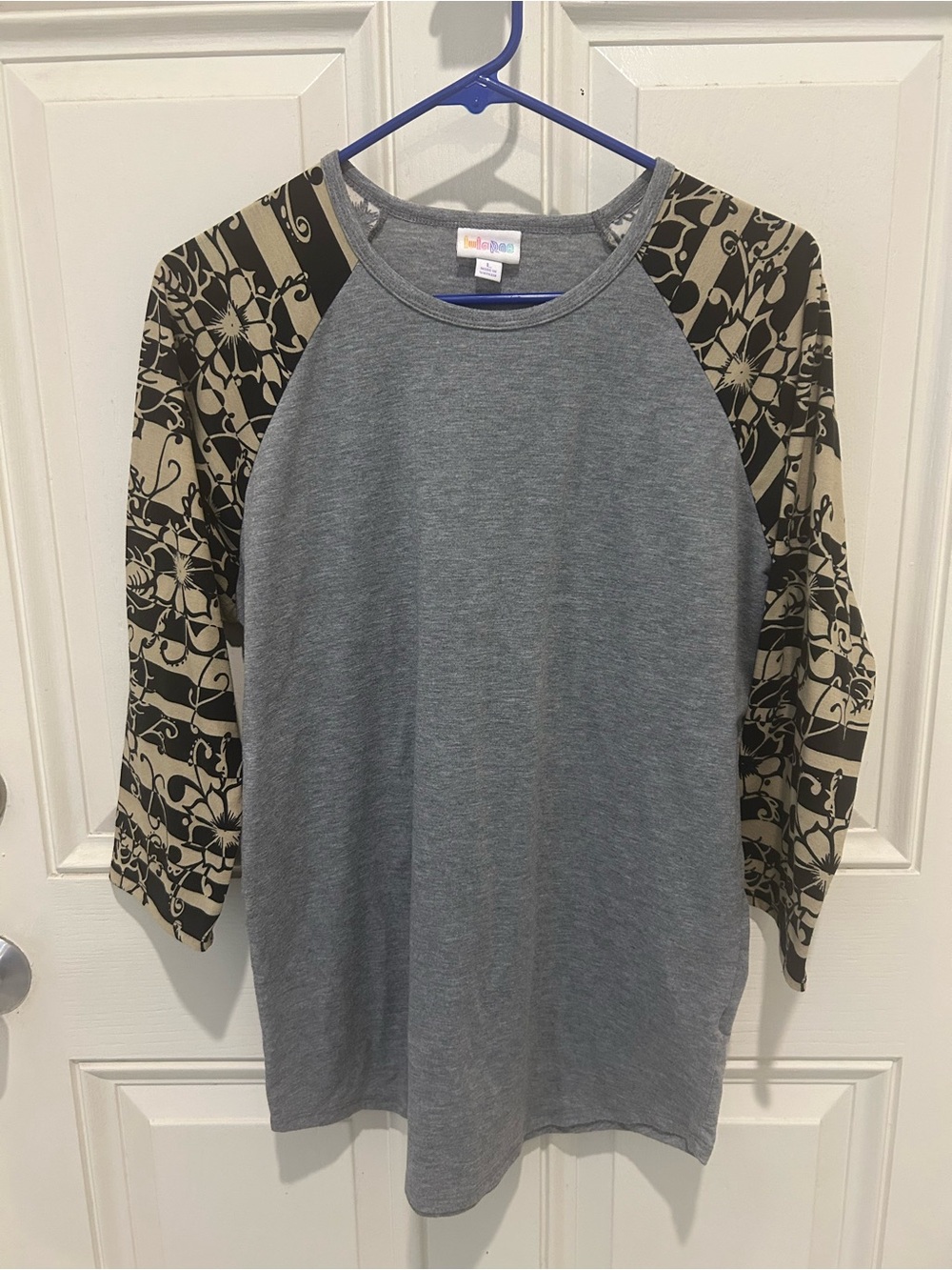 LuLaRoe Gray Tee with Black and Cream Floral Raglan Sleeves